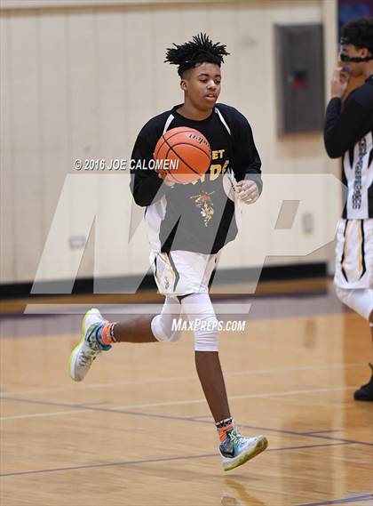 Thumbnail 1 in East Central vs Lehman (Boerne ISD Tournament) photogallery.