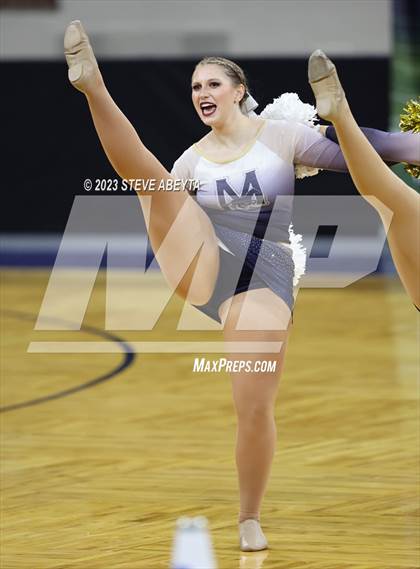 Thumbnail 1 in Mullen CHSAA Spirit Poms photogallery.