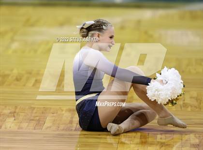 Thumbnail 1 in Mullen CHSAA Spirit Poms photogallery.