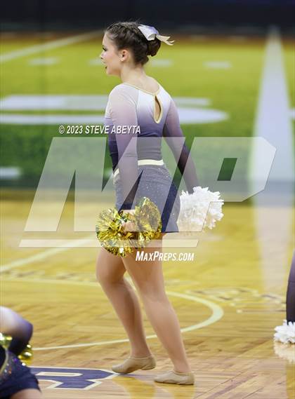 Thumbnail 1 in Mullen CHSAA Spirit Poms photogallery.