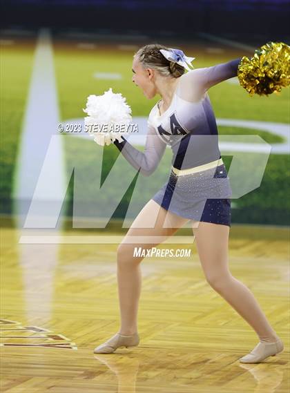 Thumbnail 2 in Mullen CHSAA Spirit Poms photogallery.