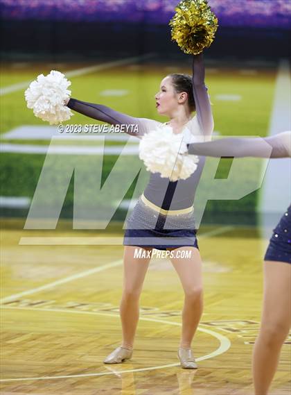 Thumbnail 2 in Mullen CHSAA Spirit Poms photogallery.