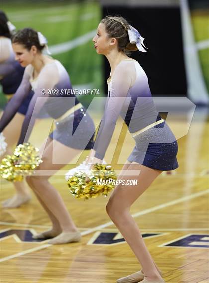 Thumbnail 3 in Mullen CHSAA Spirit Poms photogallery.