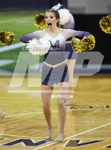 Thumbnail 2 in Mullen CHSAA Spirit Poms photogallery.