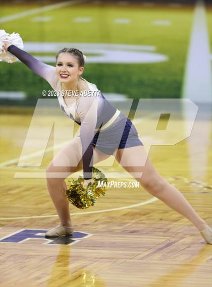 Thumbnail 1 in Mullen CHSAA Spirit Poms photogallery.