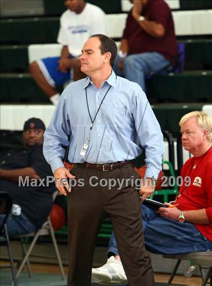 Thumbnail 2 in St. Thomas Catholic vs Glen Oaks (Texas Jamboree) photogallery.