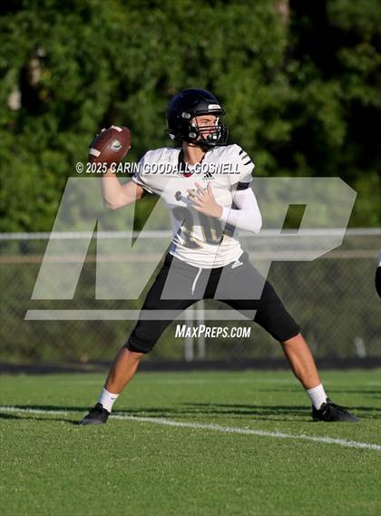 Thumbnail 2 in JV: Croatan @ Havelock photogallery.