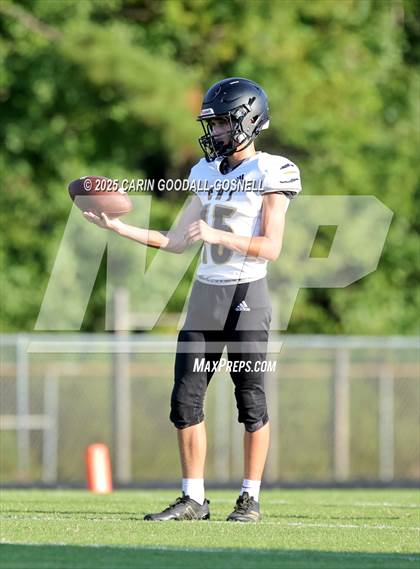 Thumbnail 1 in JV: Croatan @ Havelock photogallery.