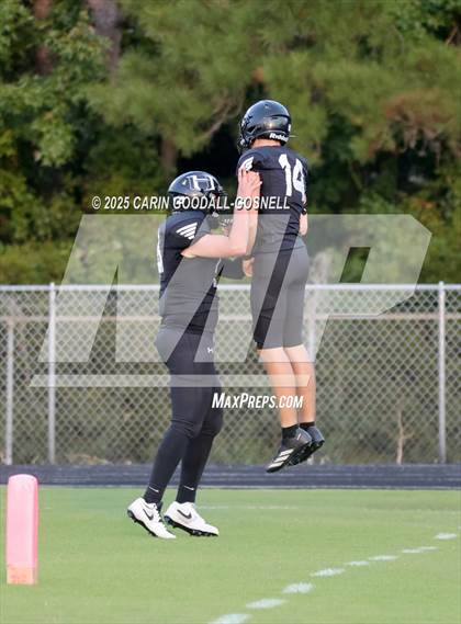 Thumbnail 1 in JV: Croatan @ Havelock photogallery.
