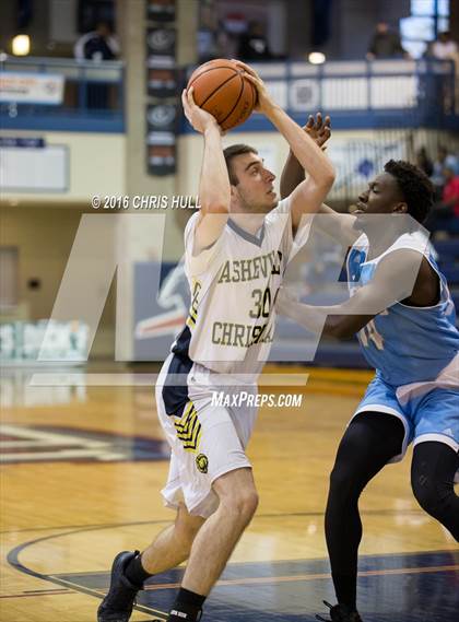 Thumbnail 2 in Lee vs. Asheville Christian Academy (Hoodie's House Hoops Classic) photogallery.