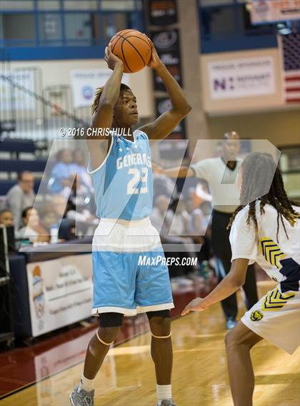 Thumbnail 2 in Lee vs. Asheville Christian Academy (Hoodie's House Hoops Classic) photogallery.