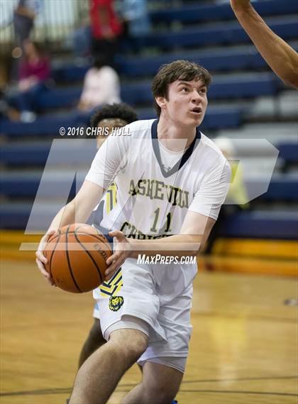 Thumbnail 1 in Lee vs. Asheville Christian Academy (Hoodie's House Hoops Classic) photogallery.