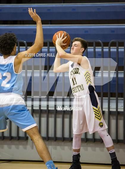 Thumbnail 3 in Lee vs. Asheville Christian Academy (Hoodie's House Hoops Classic) photogallery.