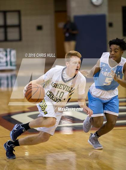 Thumbnail 1 in Lee vs. Asheville Christian Academy (Hoodie's House Hoops Classic) photogallery.