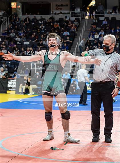 Thumbnail 2 in NYSPHSAA D2 State Championship Wrestling Semifinals photogallery.