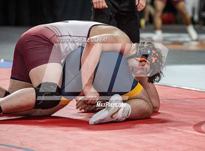 Thumbnail 1 in NYSPHSAA D2 State Championship Wrestling Semifinals photogallery.