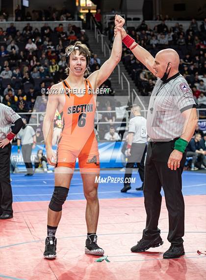 Thumbnail 2 in NYSPHSAA D2 State Championship Wrestling Semifinals photogallery.