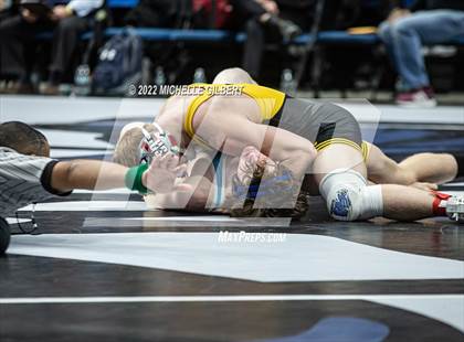Thumbnail 1 in NYSPHSAA D2 State Championship Wrestling Semifinals photogallery.