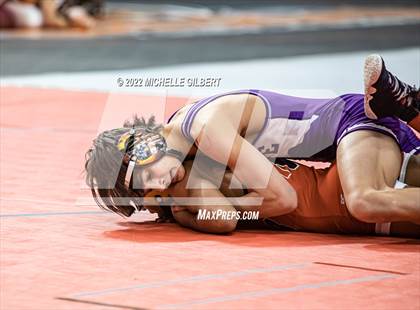 Thumbnail 1 in NYSPHSAA D2 State Championship Wrestling Semifinals photogallery.