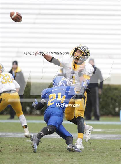 Thumbnail 2 in Murphy vs. Plymouth (NCHSAA 1A Final) photogallery.