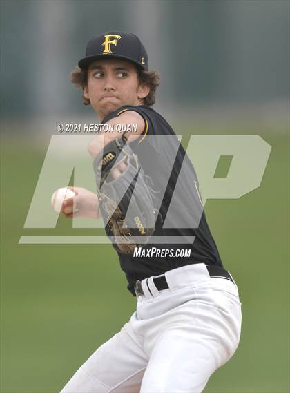 Thumbnail 2 in Esperanza @ Foothill photogallery.