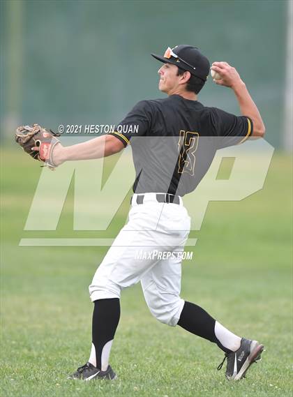 Thumbnail 2 in Esperanza @ Foothill photogallery.