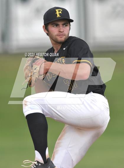 Thumbnail 2 in Esperanza @ Foothill photogallery.