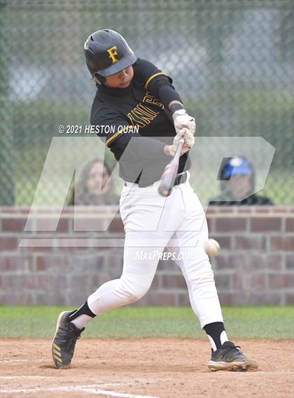Thumbnail 1 in Esperanza @ Foothill photogallery.