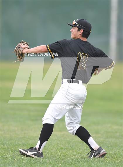 Thumbnail 1 in Esperanza @ Foothill photogallery.