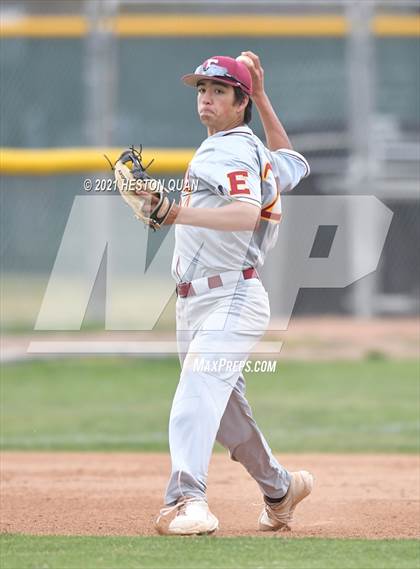 Thumbnail 3 in Esperanza @ Foothill photogallery.