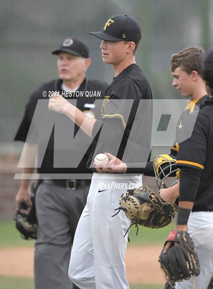 Thumbnail 1 in Esperanza @ Foothill photogallery.