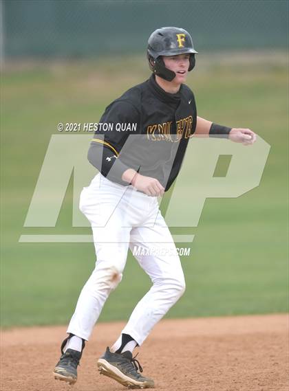 Thumbnail 3 in Esperanza @ Foothill photogallery.