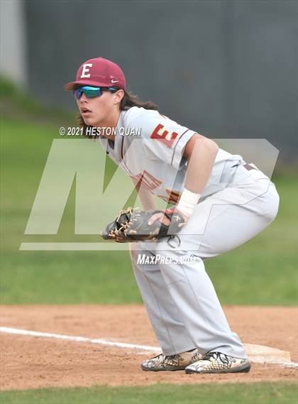 Thumbnail 3 in Esperanza @ Foothill photogallery.