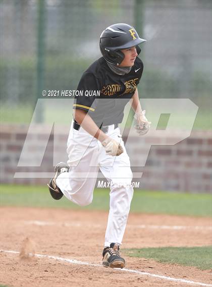 Thumbnail 3 in Esperanza @ Foothill photogallery.