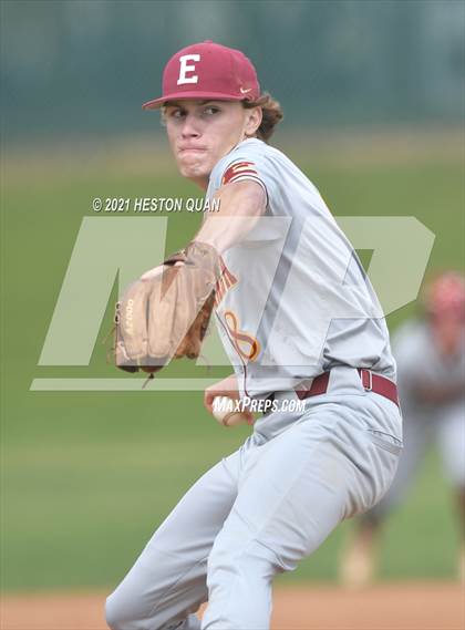 Thumbnail 1 in Esperanza @ Foothill photogallery.