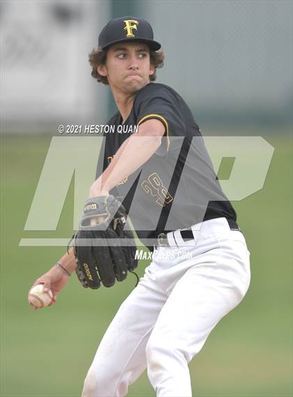 Thumbnail 2 in Esperanza @ Foothill photogallery.