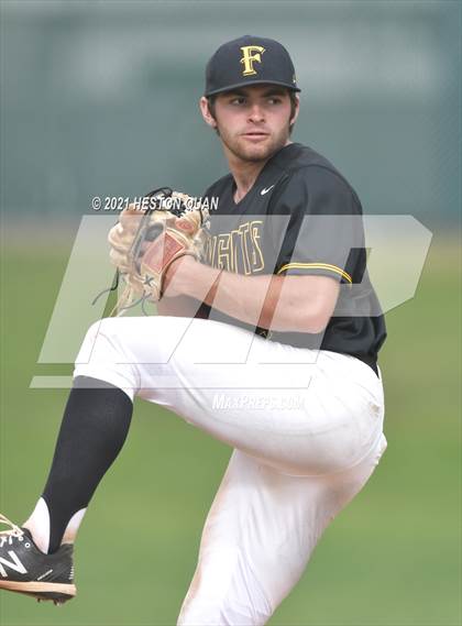 Thumbnail 1 in Esperanza @ Foothill photogallery.
