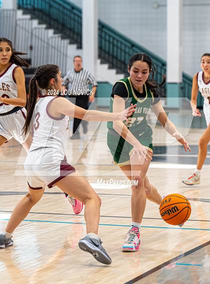 Thumbnail 3 in Belen vs. West Las Vegas (Al Armendariz Tournament) photogallery.