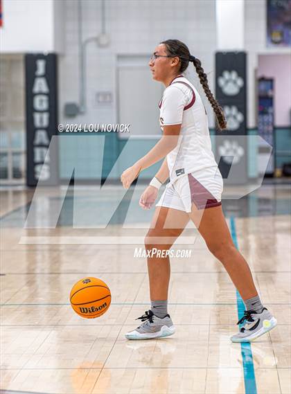 Thumbnail 1 in Belen vs. West Las Vegas (Al Armendariz Tournament) photogallery.