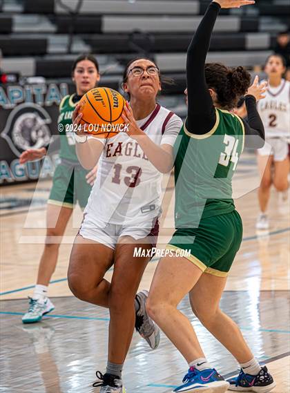 Thumbnail 1 in Belen vs. West Las Vegas (Al Armendariz Tournament) photogallery.