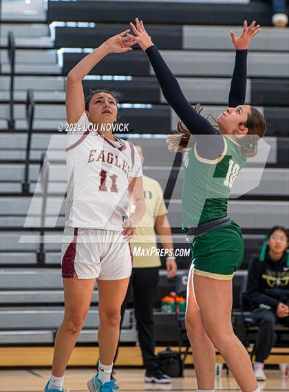 Thumbnail 2 in Belen vs. West Las Vegas (Al Armendariz Tournament) photogallery.