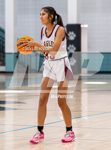 Thumbnail 1 in Belen vs. West Las Vegas (Al Armendariz Tournament) photogallery.