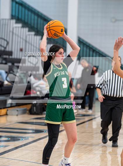 Thumbnail 3 in Belen vs. West Las Vegas (Al Armendariz Tournament) photogallery.