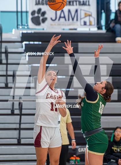 Thumbnail 1 in Belen vs. West Las Vegas (Al Armendariz Tournament) photogallery.