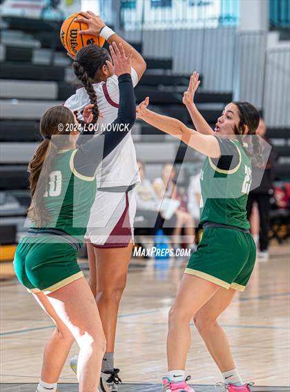 Thumbnail 1 in Belen vs. West Las Vegas (Al Armendariz Tournament) photogallery.