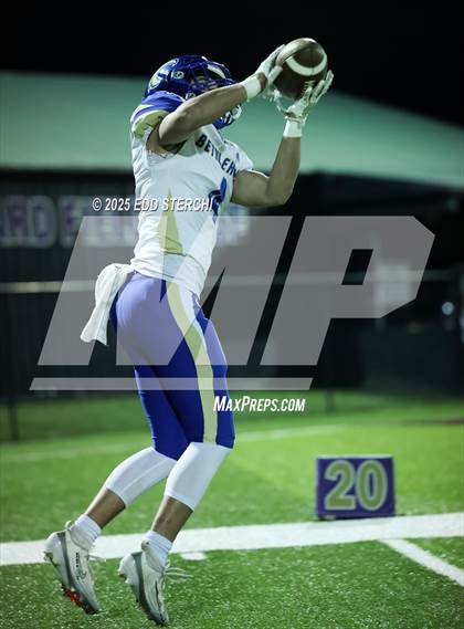 Thumbnail 2 in Bethlehem @ Campbellsville (KHSAA Class 1A Round 2) photogallery.