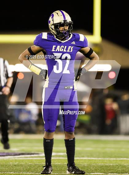 Thumbnail 3 in Bethlehem @ Campbellsville (KHSAA Class 1A Round 2) photogallery.