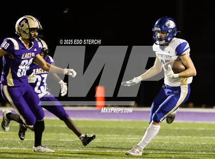 Thumbnail 2 in Bethlehem @ Campbellsville (KHSAA Class 1A Round 2) photogallery.