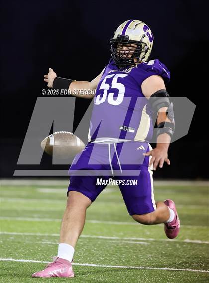 Thumbnail 1 in Bethlehem @ Campbellsville (KHSAA Class 1A Round 2) photogallery.