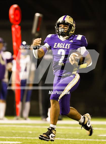 Thumbnail 1 in Bethlehem @ Campbellsville (KHSAA Class 1A Round 2) photogallery.